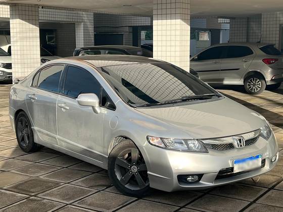 HONDA CIVIC 1.8 LXS 16V FLEX 4P MANUAL